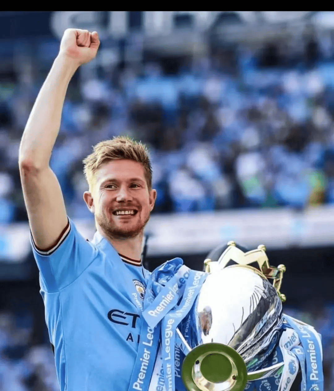 曼晚：曼联决定让莱昂先在青训梯队效力，以适应英格兰足球