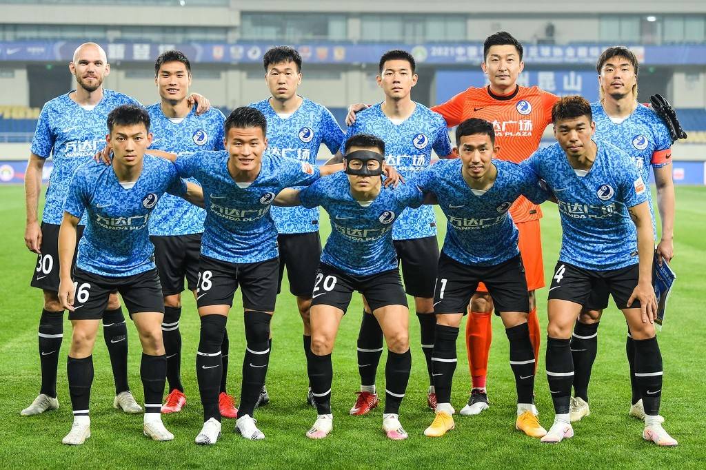 球迷：这球假得我都信了